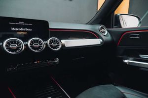 Mercedes GLB 1.3 GLB 200 DCT 120KW (163CV) - Foto 14