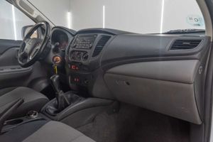 Mitsubishi L200  d/c 250 di-d m-pr  - Foto 18
