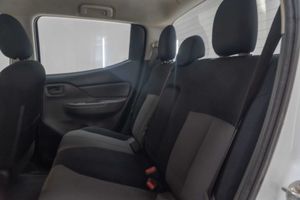 Mitsubishi L200  d/c 250 di-d m-pr  - Foto 15