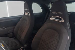 Abarth 500 595 1.4 16v T-Jet 121kW (165 CV) - Foto 17