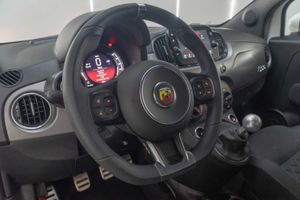 Abarth 500 595 1.4 16v T-Jet 121kW (165 CV) - Foto 14