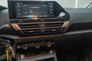 Citroën C4 PureTech 130 S&S 6v Plus  - Foto 14