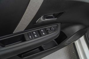 Citroën C4 PureTech 130 S&S 6v Plus  - Foto 17