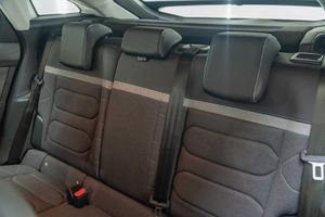 Citroën C4 PureTech 130 S&S 6v Plus  - Foto 21