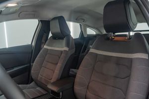 Citroën C4 PureTech 130 S&S 6v Plus  - Foto 18