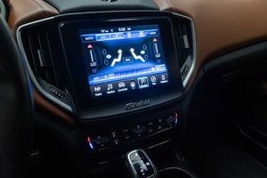 Maserati Ghibli Gransport V6 350 HP RWD  - Foto 16