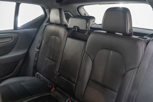 Volvo XC40 2.0 D4 AWD R-Design Auto  - Foto 16