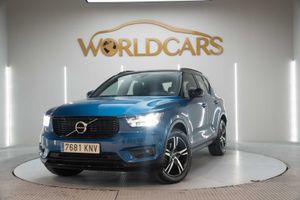 Volvo XC40 2.0 D4 AWD R-Design Auto  - Foto 2