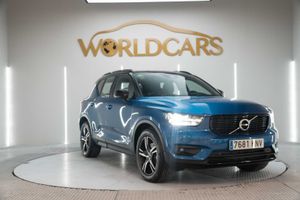 Volvo XC40 2.0 D4 AWD R-Design Auto  - Foto 3