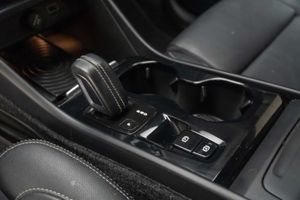 Volvo XC40 2.0 D4 AWD R-Design Auto  - Foto 14