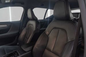 Volvo XC40 2.0 D4 AWD R-Design Auto  - Foto 15