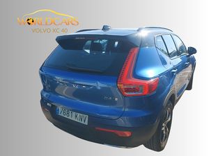 Volvo XC40 2.0 D4 AWD R-Design Auto  - Foto 3