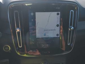 Volvo XC40 2.0 D4 AWD R-Design Auto  - Foto 7