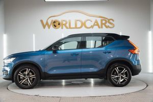 Volvo XC40 2.0 D4 AWD R-Design Auto  - Foto 9