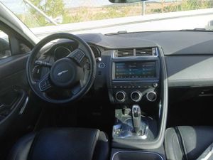 Jaguar E-Pace 2.0D 110kW 4WD Auto - Foto 4