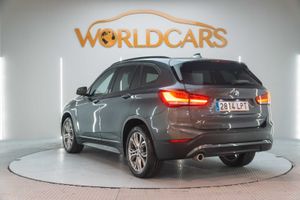 BMW X1 sDrive18i - Foto 9