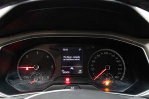 Volkswagen T-Roc Advance 2.0 TDI 110kW (150CV) DSG  - Foto 13