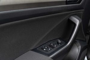 Volkswagen T-Roc Advance 2.0 TDI 110kW (150CV) DSG  - Foto 21