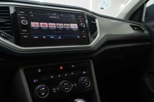 Volkswagen T-Roc Advance 2.0 TDI 110kW (150CV) DSG  - Foto 18