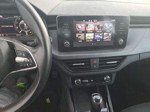 Skoda Kamiq 1.0 TSI 81kW (110CV) Ambition  - Foto 4