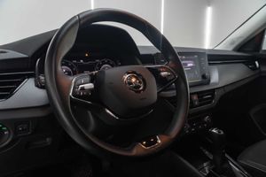 Skoda Kamiq 1.0 TSI 81kW (110CV) Ambition  - Foto 14