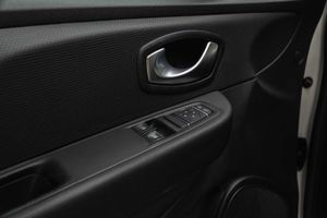 Renault Clio Business Energy dCi 66kW (90CV)  - Foto 17