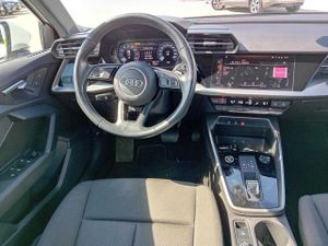 Audi A3 Sedan 30 TFSI 81kW (110CV) S tronic  - Foto 4