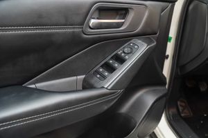 Nissan Qashqai DIG-T 103kW (140CV) mHEV 4x2 Acenta - Foto 17