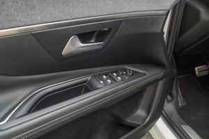Peugeot 3008 1.2 PureTech 96KW S&S GT Line EAT8  - Foto 15