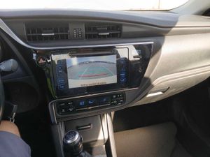 Toyota Auris 1.4 90D Active  - Foto 4