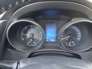 Toyota Auris 1.4 90D Active  - Foto 3