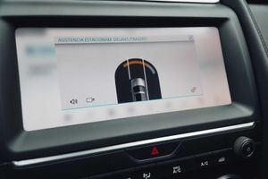 Jaguar E-Pace 2.0D 110kW  - Foto 19