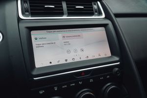 Jaguar E-Pace 2.0D 110kW  - Foto 20