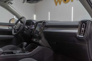 Volvo XC40 1.5 T3 Momentum  - Foto 23