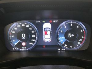 Volvo XC40 1.5 T3 Momentum  - Foto 4