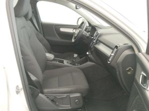 Volvo XC40 1.5 T3 Momentum  - Foto 7