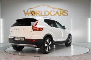 Volvo XC40 1.5 T3 Momentum  - Foto 4