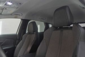 Peugeot 3008 Hybrid 225 e-EAT8 Allure - Foto 17