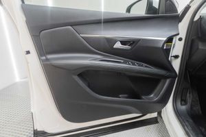 Peugeot 3008 Hybrid 225 e-EAT8 Allure - Foto 23