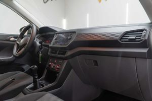 Volkswagen T-Cross Edition 1.0 TSI 70kW (95CV)  - Foto 21
