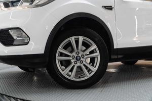 Ford Kuga Trend+ 1.5 EcoBoost 88kW (120CV) 4x2  - Foto 24