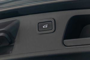 Jaguar E-Pace 2.0D 110kW R-Dynamic  - Foto 12