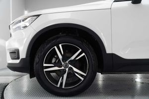 Volvo XC40 1.5 T2 R-Design - Foto 24