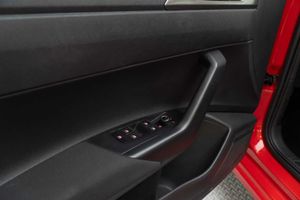 Volkswagen Polo Advance 1.0 TSI 70kW (95CV)  - Foto 18