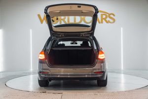 BMW Serie 3 316d Touring - Foto 7