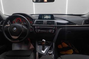 BMW Serie 3 316d Touring - Foto 21