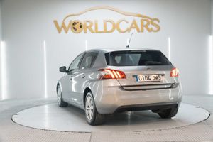 Peugeot 308 5p Style 1.2 PureTech 110 S&S  - Foto 9
