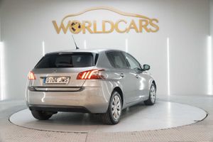 Peugeot 308 5p Style 1.2 PureTech 110 S&S  - Foto 6