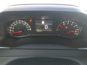 Peugeot 208 BlueHDi 73kW (100CV) Active - Foto 3