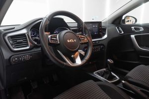Kia XCeed 1.0 T-GDi Drive 88kW (120CV)  - Foto 19
